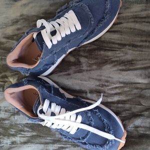 Denim textured sneakers